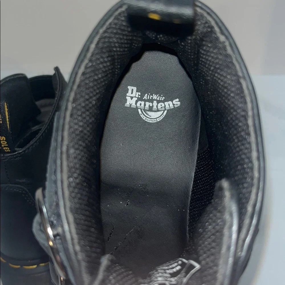 Dr. Martens Ladies Black Devon Platform Boot Size 9 - Picture 6 of 7